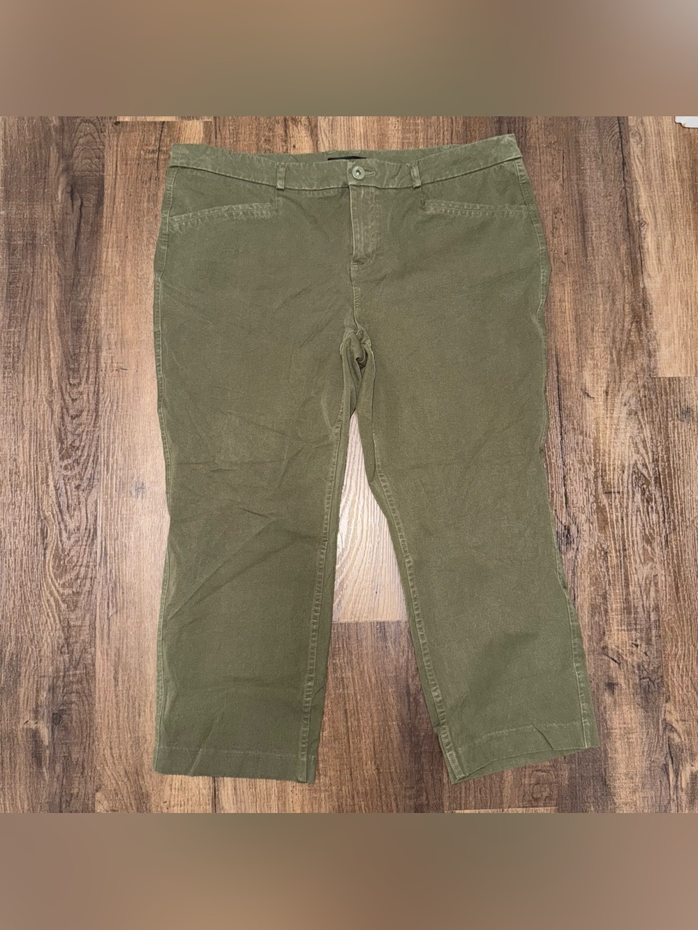Banana Republic Olive Green Cropped Stretch Pants Size 16 Chino Capri Cargo